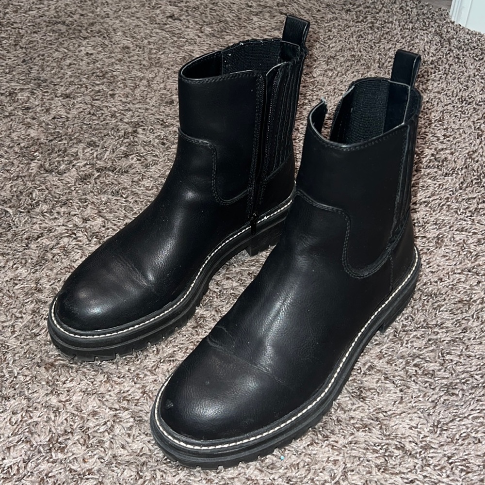 Black Boots